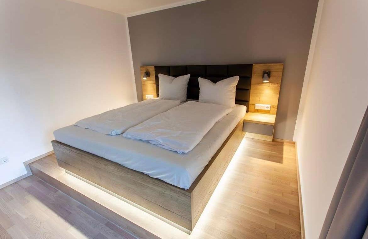 The Room Regensburg Exteriör bild